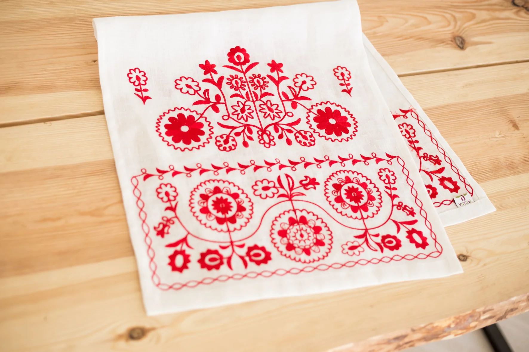 Antique Embroidered Towel R004