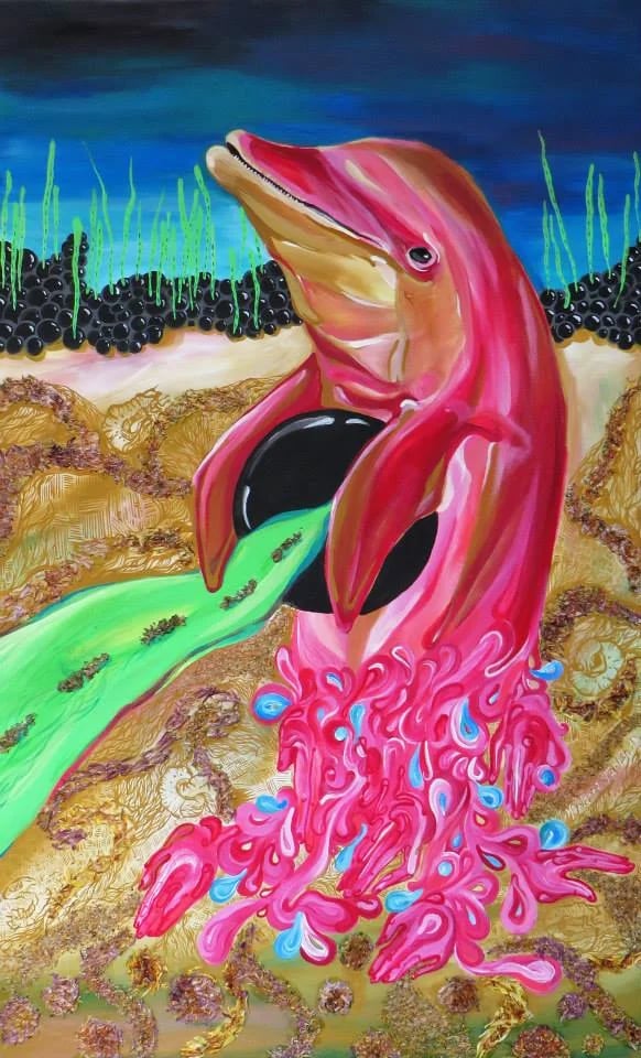 The Flower Dolphin Brought Black Pearls