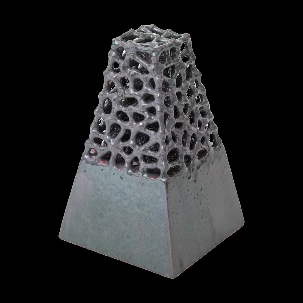 Pyramid PR003