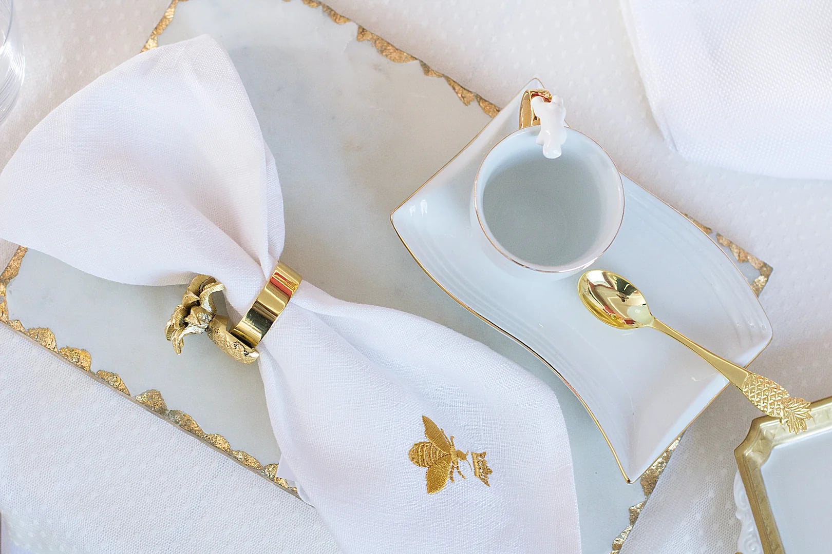 Napkins, White, Golden Flies. Set of 6. 45/45