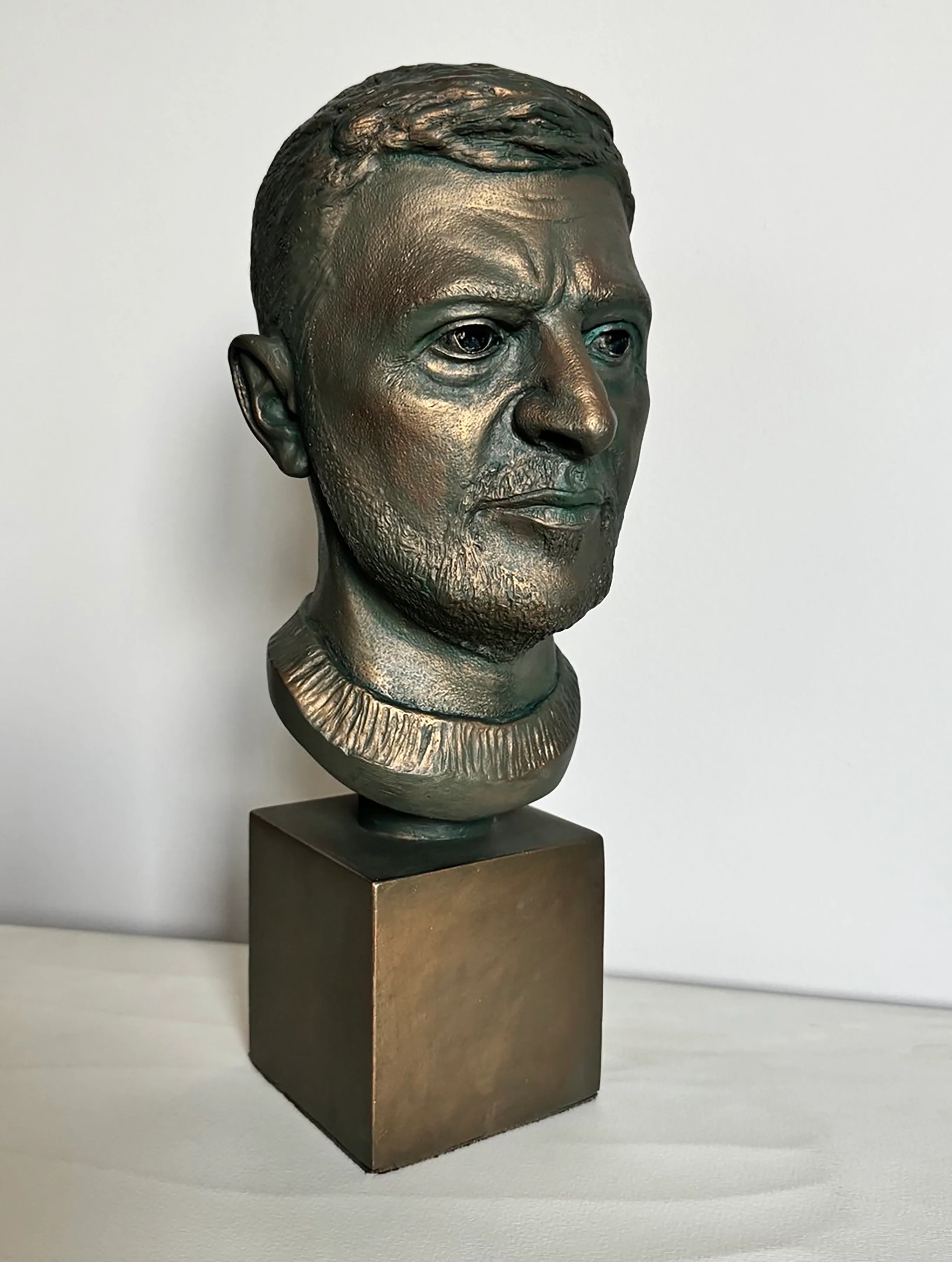 IRON MAN Zelenskyi — Sculpture · Evhen Kozanevych