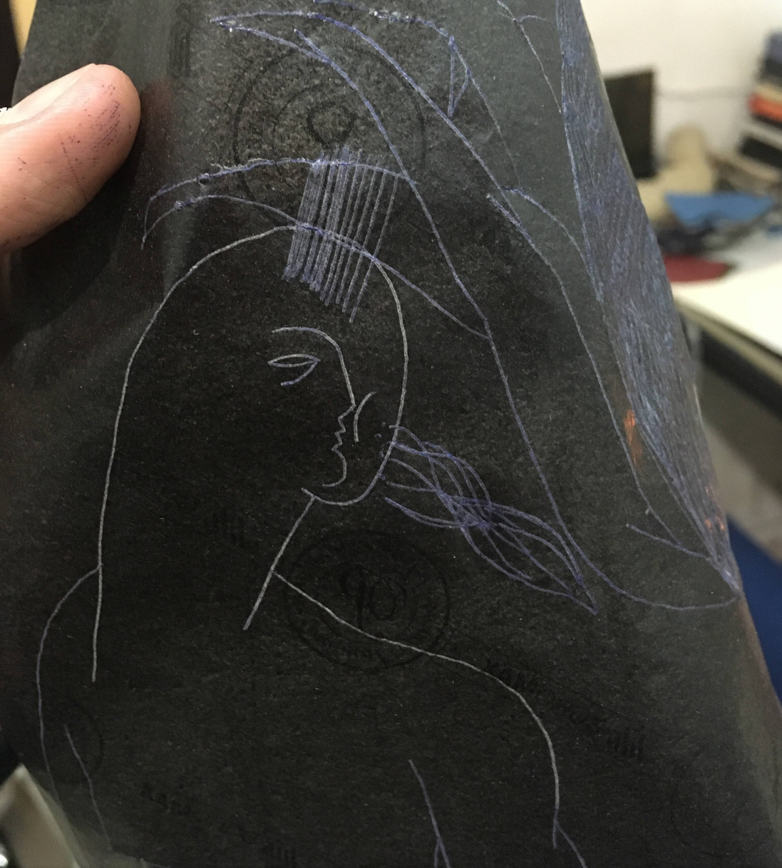 Self-portrait with flowers 16/30