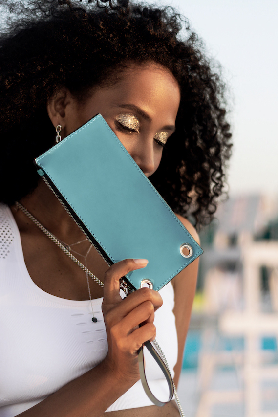 PHONE Tote blue patent leather mini case