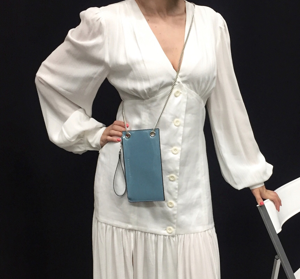 PHONE Tote blue patent leather mini case